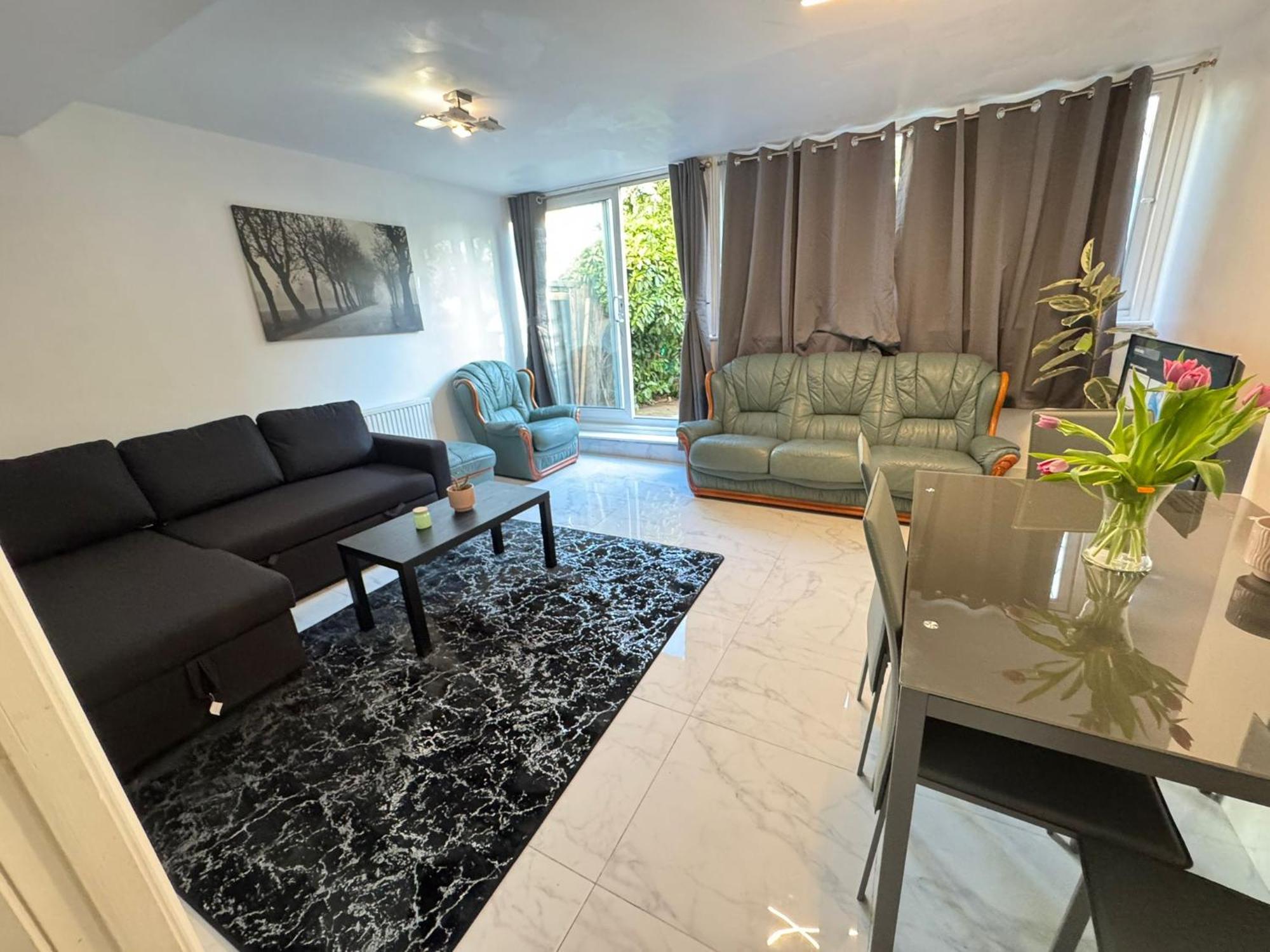 3 Bedroom Garden House Maida Vale