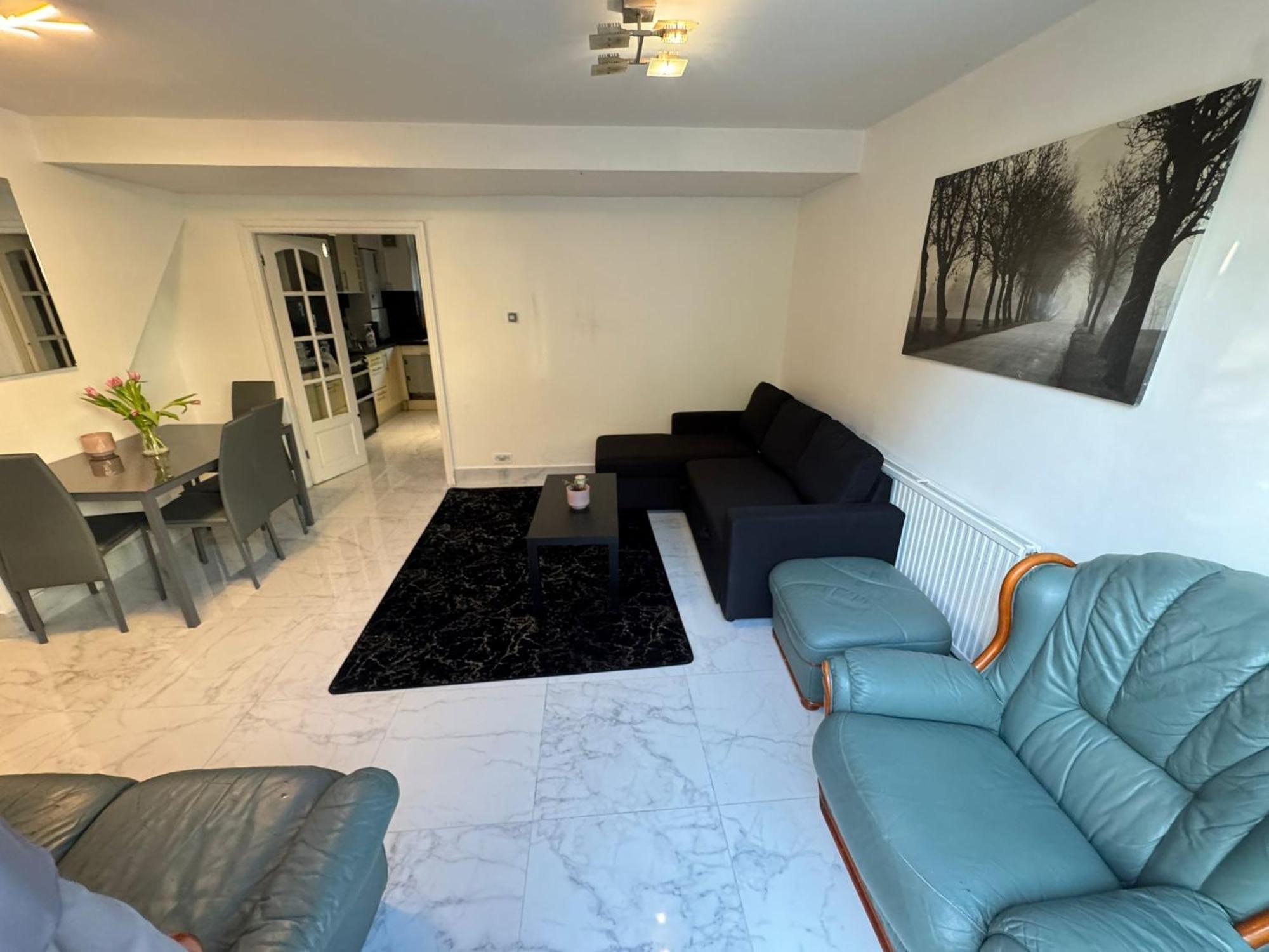3 Bedroom Garden House Maida Vale * London