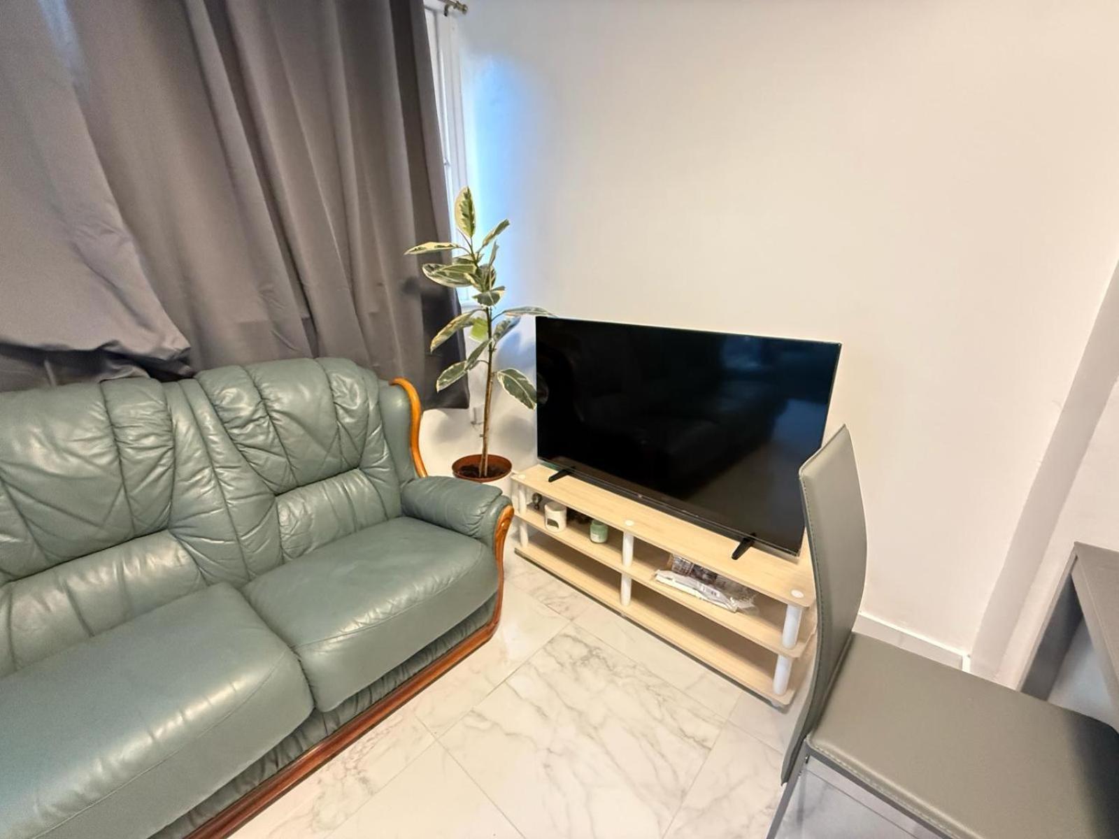 3 Bedroom Garden House Maida Vale *